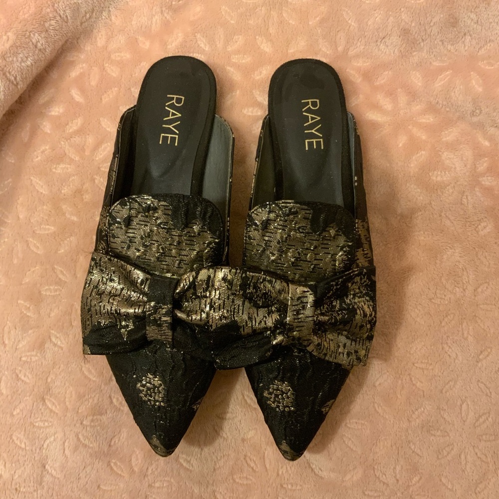 Raye Flats